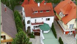 Отель, гостиница за 395 000 евро в Хевизе, Венгрия