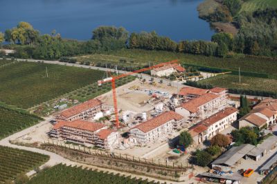 Квартира у озера Гарда, Италия, 82 м2 - фото 1