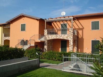 Квартира у озера Гарда, Италия, 140000 м2 - фото 3