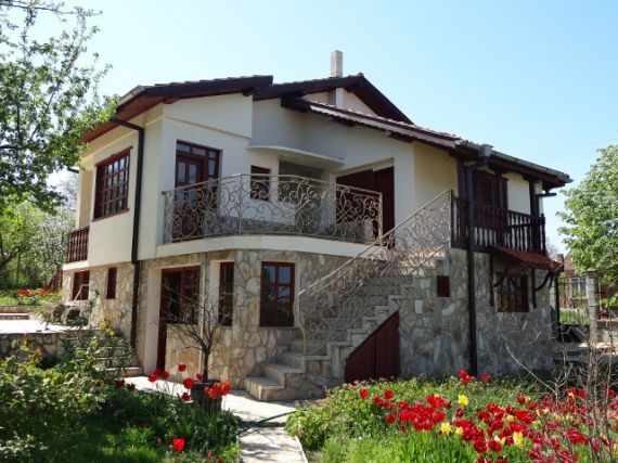 Вилла в Варне, Болгария, 240 м2 - фото 1