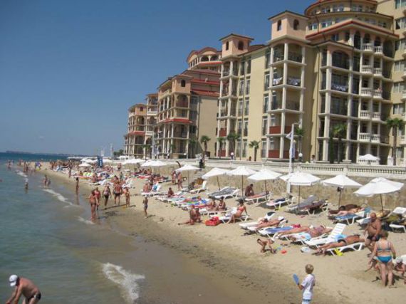 Апартаменты в Елените, Болгария, 78 м2 - фото 1