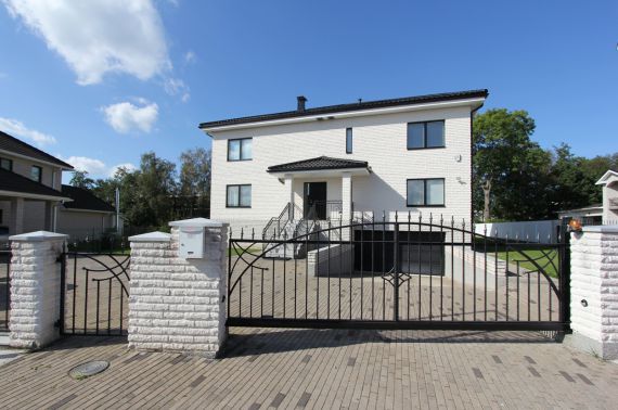 Дом в Таллине, Эстония, 417.2 м2 - фото 1