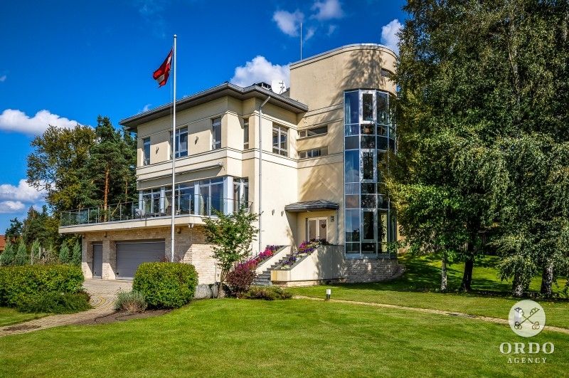 Дом в Риге, Латвия, 565 м2 - фото 1