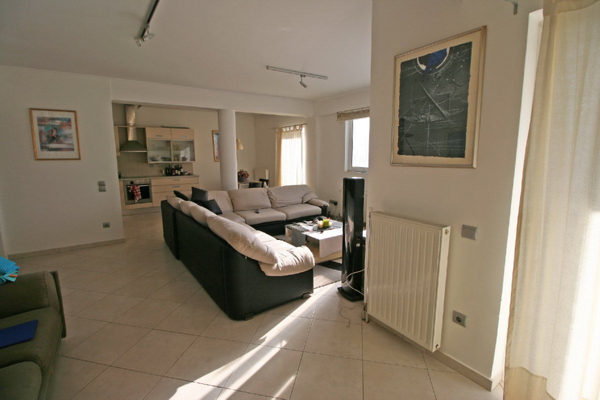 Квартира Южные Афины, Глифада, Греция, 90 м2 - фото 1
