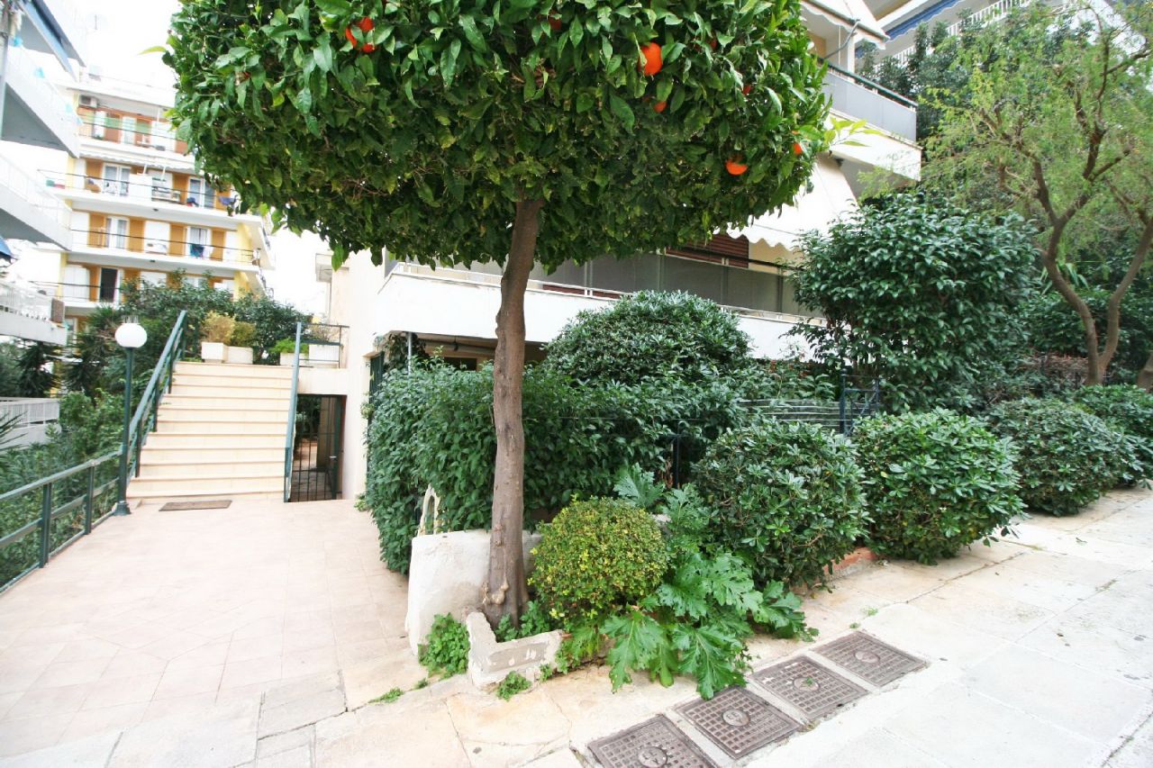 Квартира в Афинах, Греция, 38 м2 - фото 1