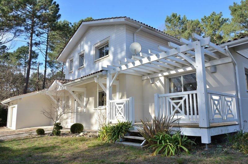 Дом в Аквитании, Франция, 175 м2 - фото 1
