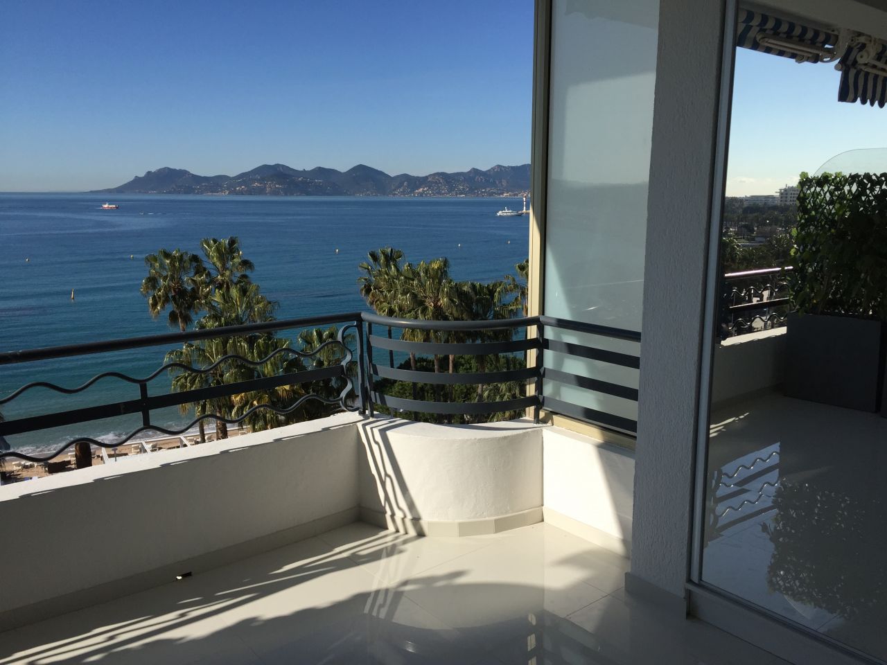 Апартаменты в Каннах, Франция, 85 м2 - фото 1