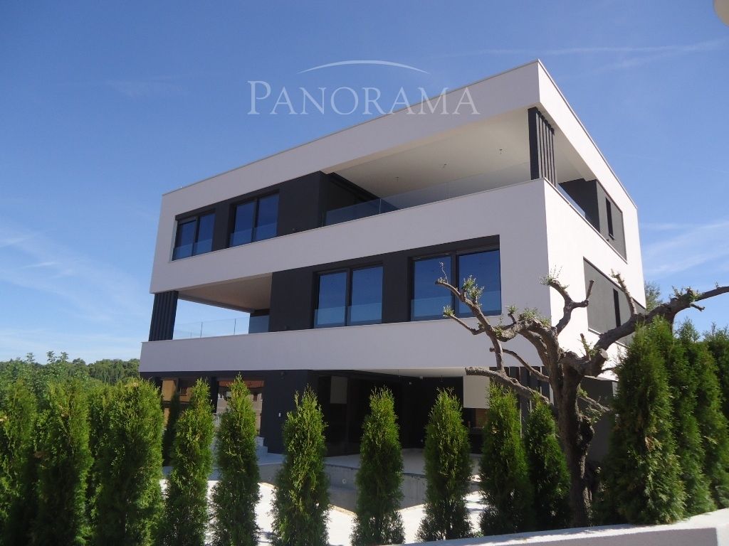 Апартаменты в Ровини, Хорватия, 211 м2 - фото 1