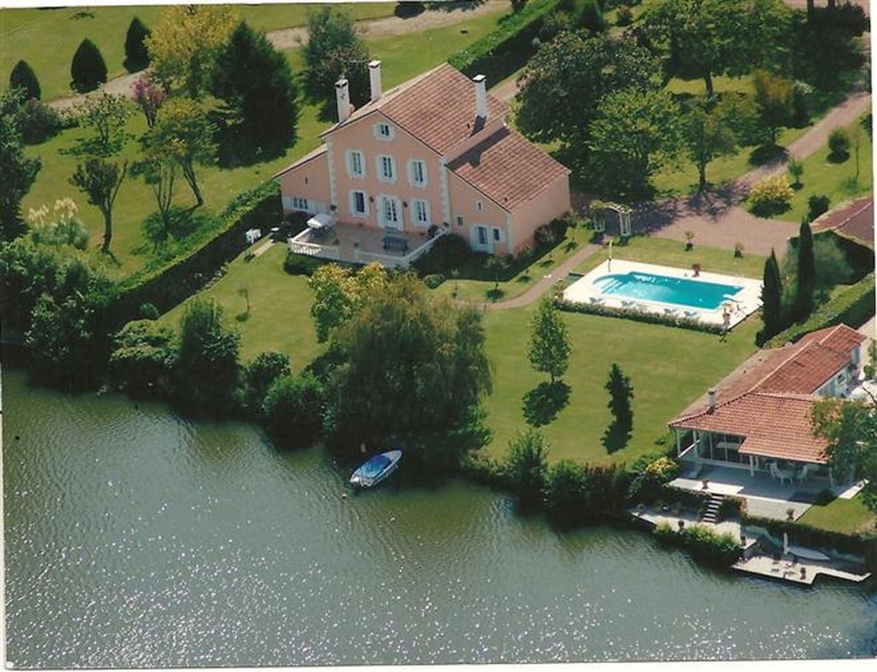 Вилла в Аквитании, Франция, 220 м2 - фото 1