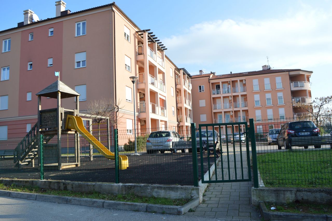 Квартира в Умаге, Хорватия, 74 м2 - фото 1