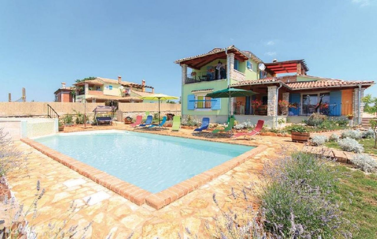 Дом в Светвинченате, Хорватия, 160 м2 - фото 1
