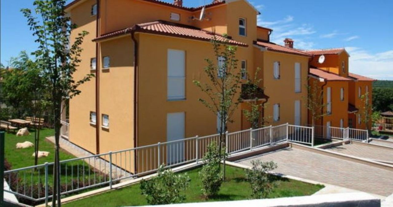 Апартаменты в Порече, Хорватия, 52 м2 - фото 1