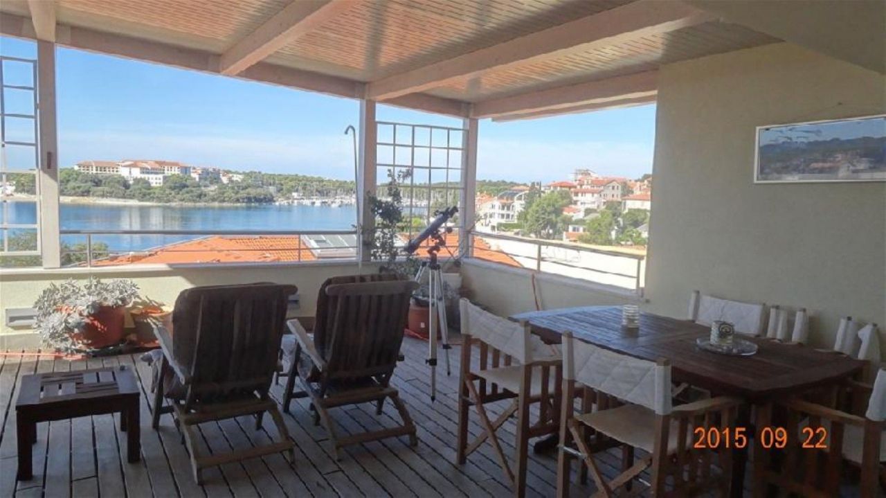 Пентхаус в Медулине, Хорватия, 200 м2 - фото 1