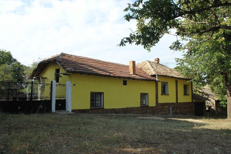 Дом в Русе, Болгария, 140 м2 - фото 1