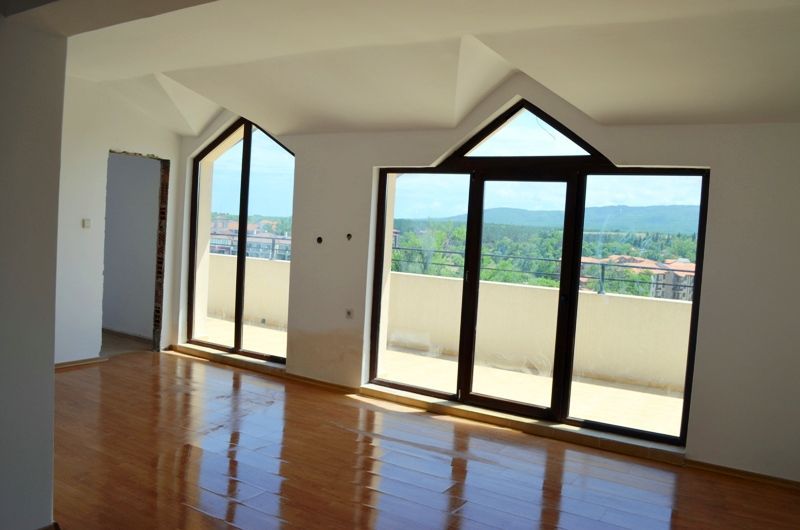Апартаменты в Царево, Болгария, 120 м2 - фото 1