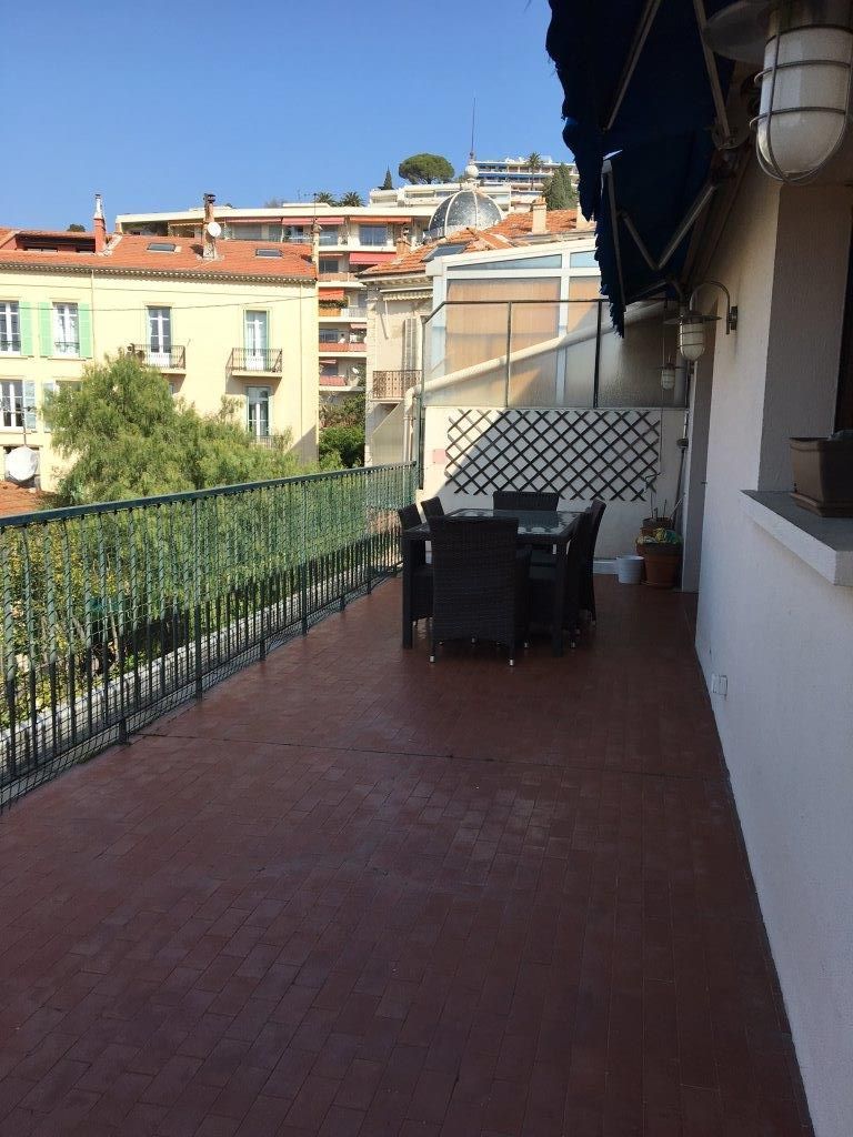 Апартаменты в Каннах, Франция, 67.5 м2 - фото 1