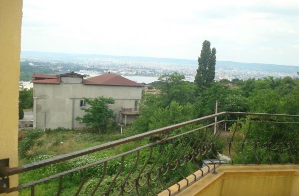 Квартира в Варне, Болгария, 78 м2 - фото 1