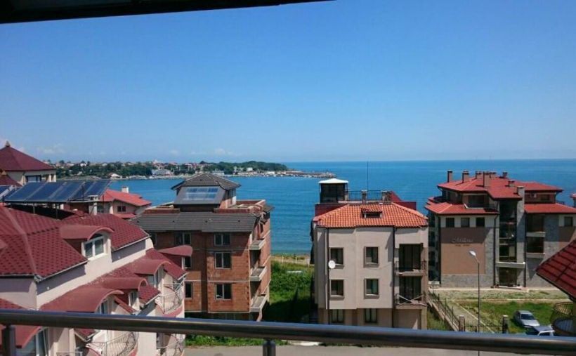 Квартира в Царево, Болгария, 47 м2 - фото 1