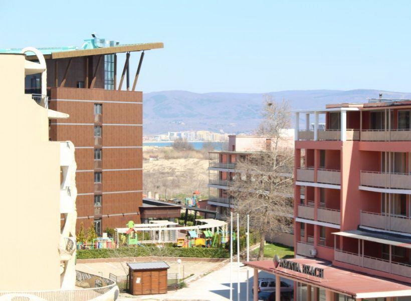 Квартира на Солнечном берегу, Болгария, 63 м2 - фото 1