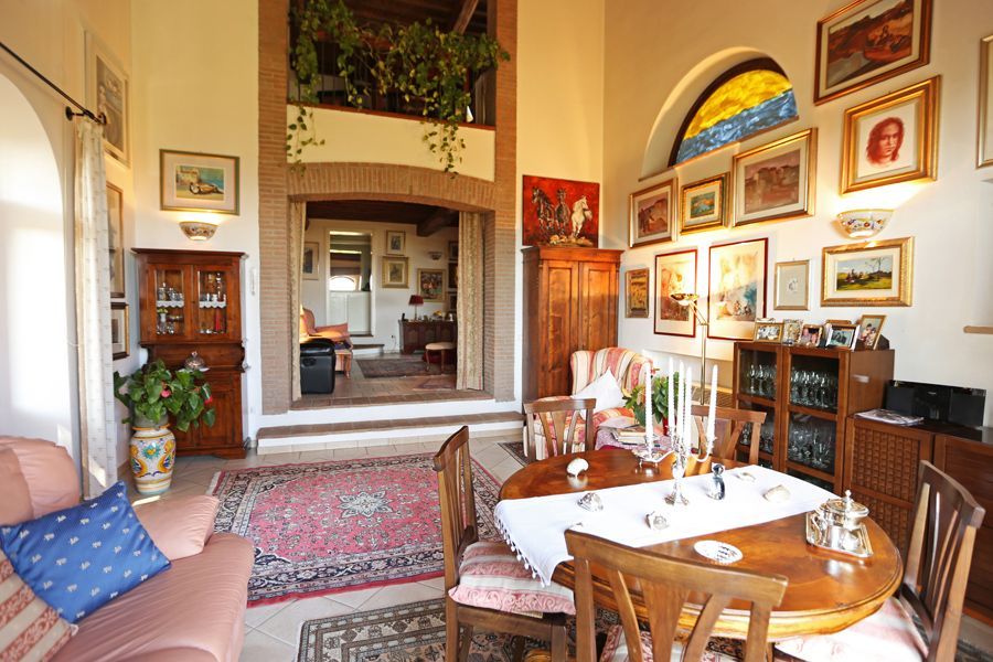 Особняк в Умбрии, Италия, 260 м2 - фото 8