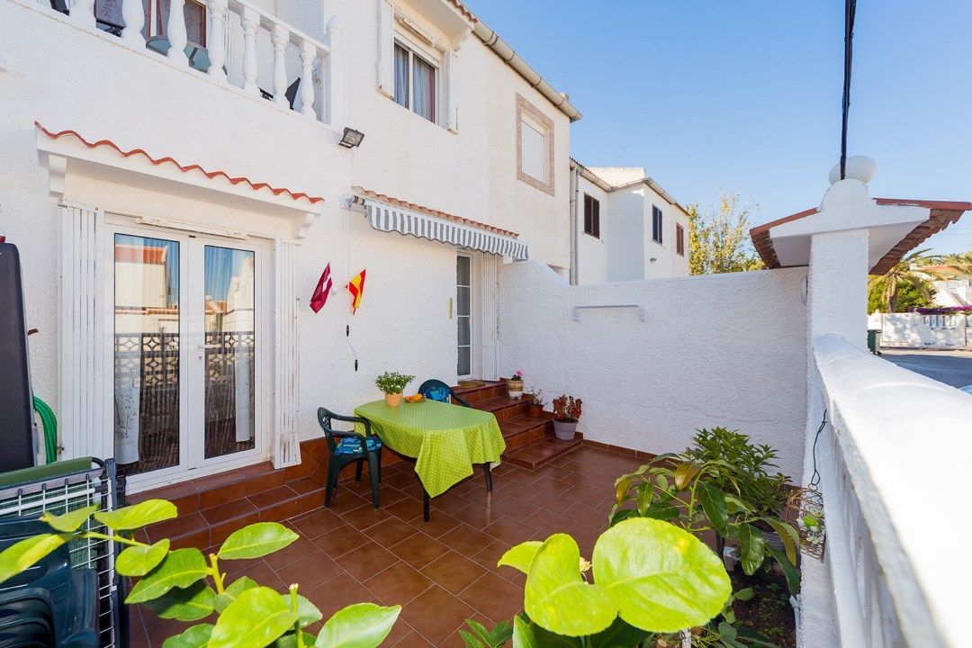 Коттедж в Торревьехе, Испания, 70 м2 - фото 1