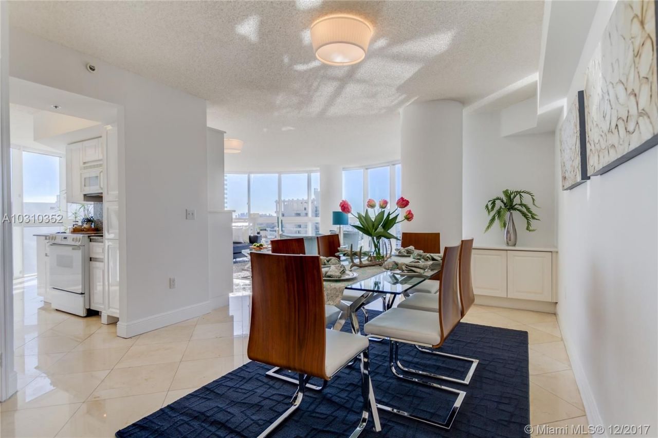 Квартира в Майами, США, 130 м2 - фото 11