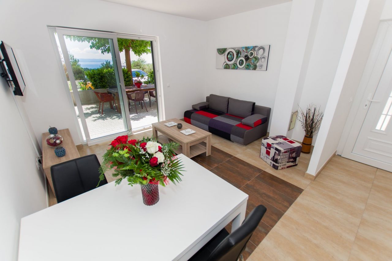 Апартаменты в Макарске, Хорватия, 75 м2 - фото 1