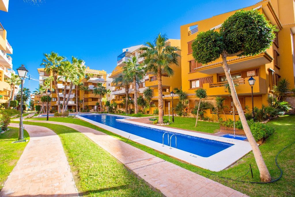 Апартаменты в Торревьехе, Испания, 80 м2 - фото 1