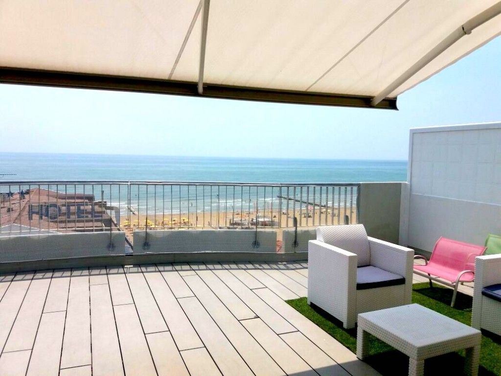 Пентхаус в Лидо ди Езоло, Италия, 150 м2 - фото 1