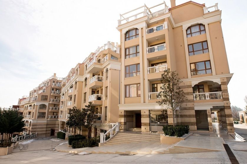 Апартаменты в Варне, Болгария, 100 м2 - фото 1