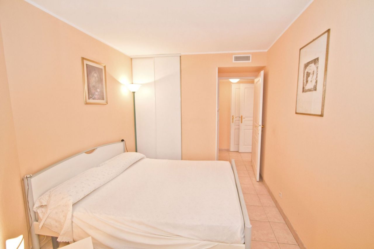 Апартаменты в Ницце, Франция, 43 м2 - фото 1