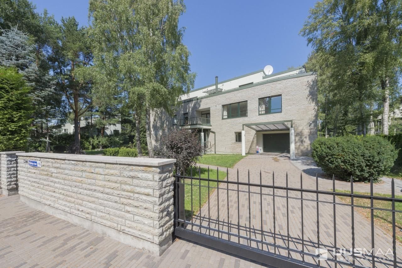 Вилла в Таллине, Эстония, 598.8 м2 - фото 1