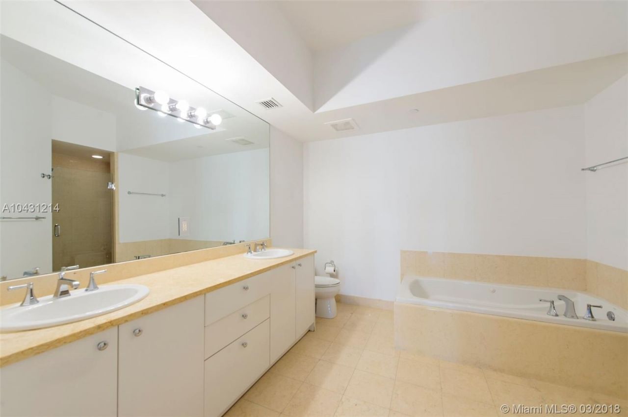 Квартира в Майами, США, 160 м2 - фото 9