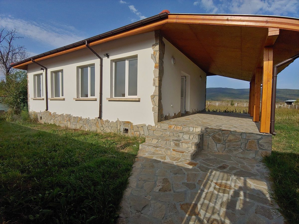 Коттедж в Бургасской области, Болгария, 100 м2 - фото 1