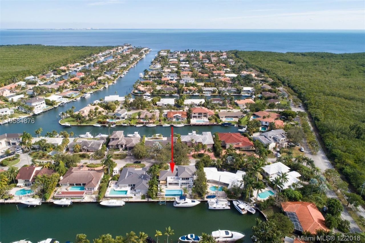 Вилла в Майами, США, 400 м2 - фото 18