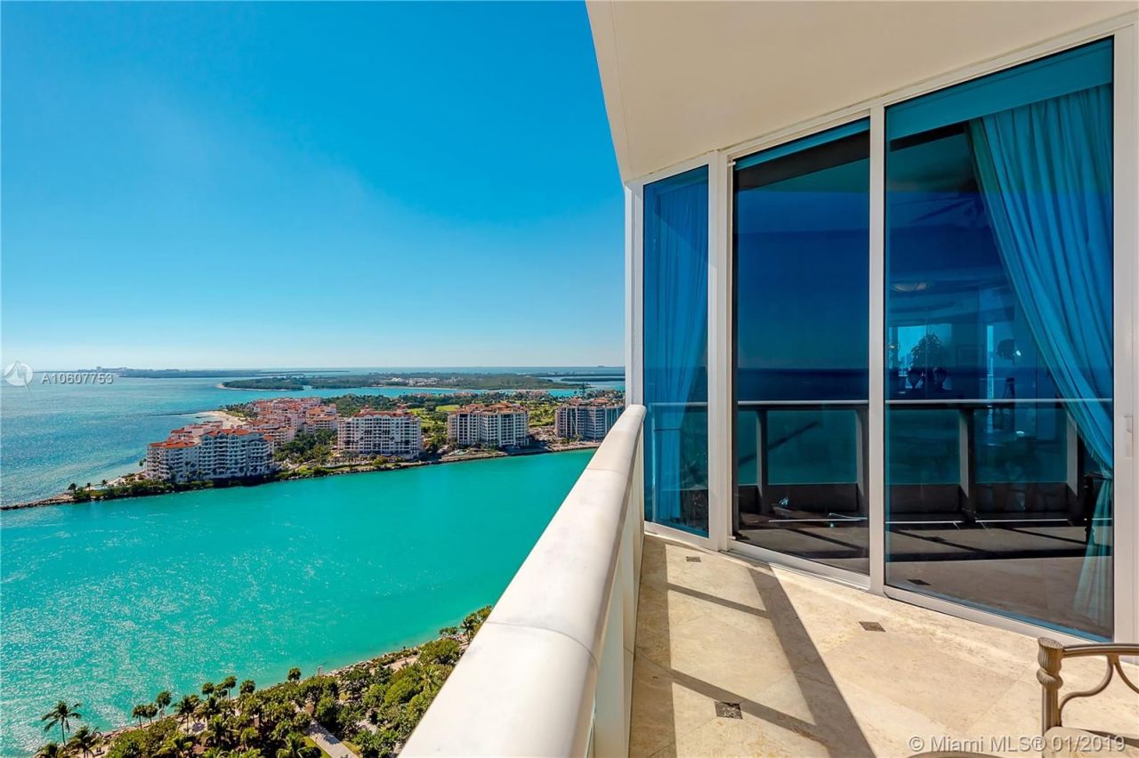 Квартира в Майами, США, 470 м2 - фото 17