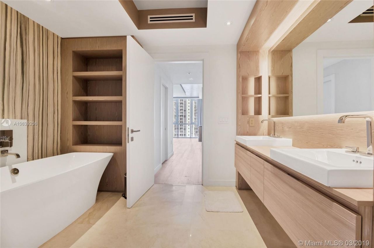 Квартира в Майами, США, 250 м2 - фото 11