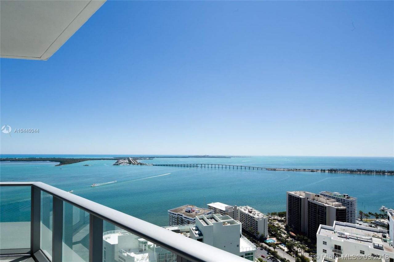 Квартира в Майами, США, 220 м2 - фото 12