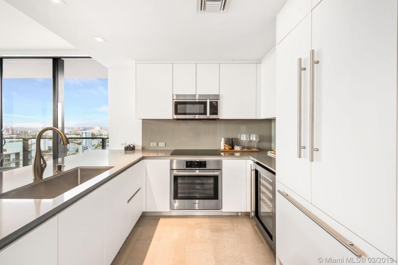 Квартира в Майами, США, 170 м2 - фото 11