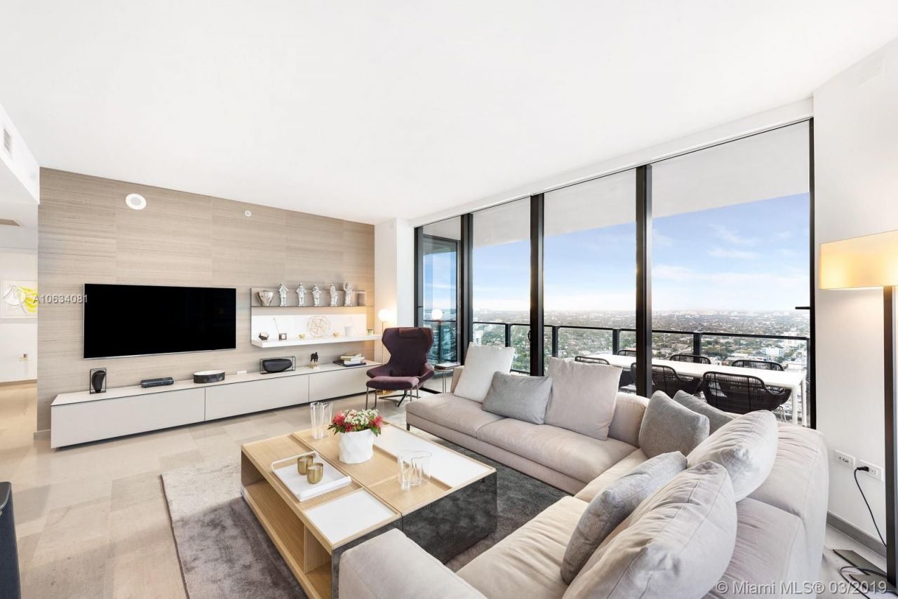 Квартира в Майами, США, 170 м2 - фото 2