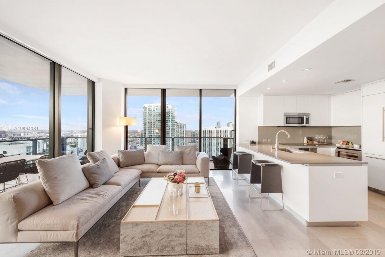 Квартира в Майами, США, 170 м2 - фото 1