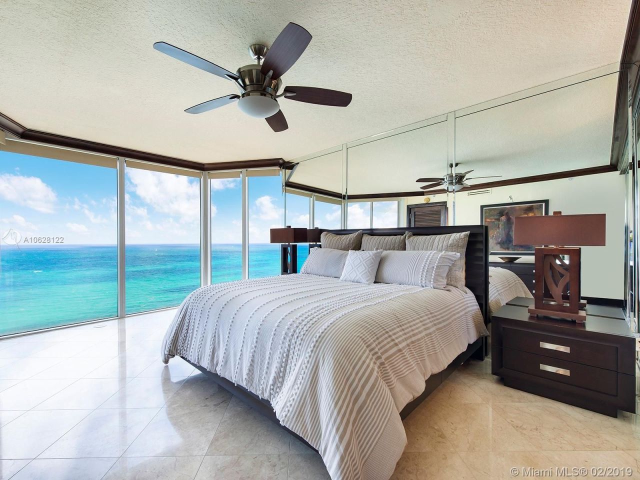 Квартира в Майами, США, 450 м2 - фото 11