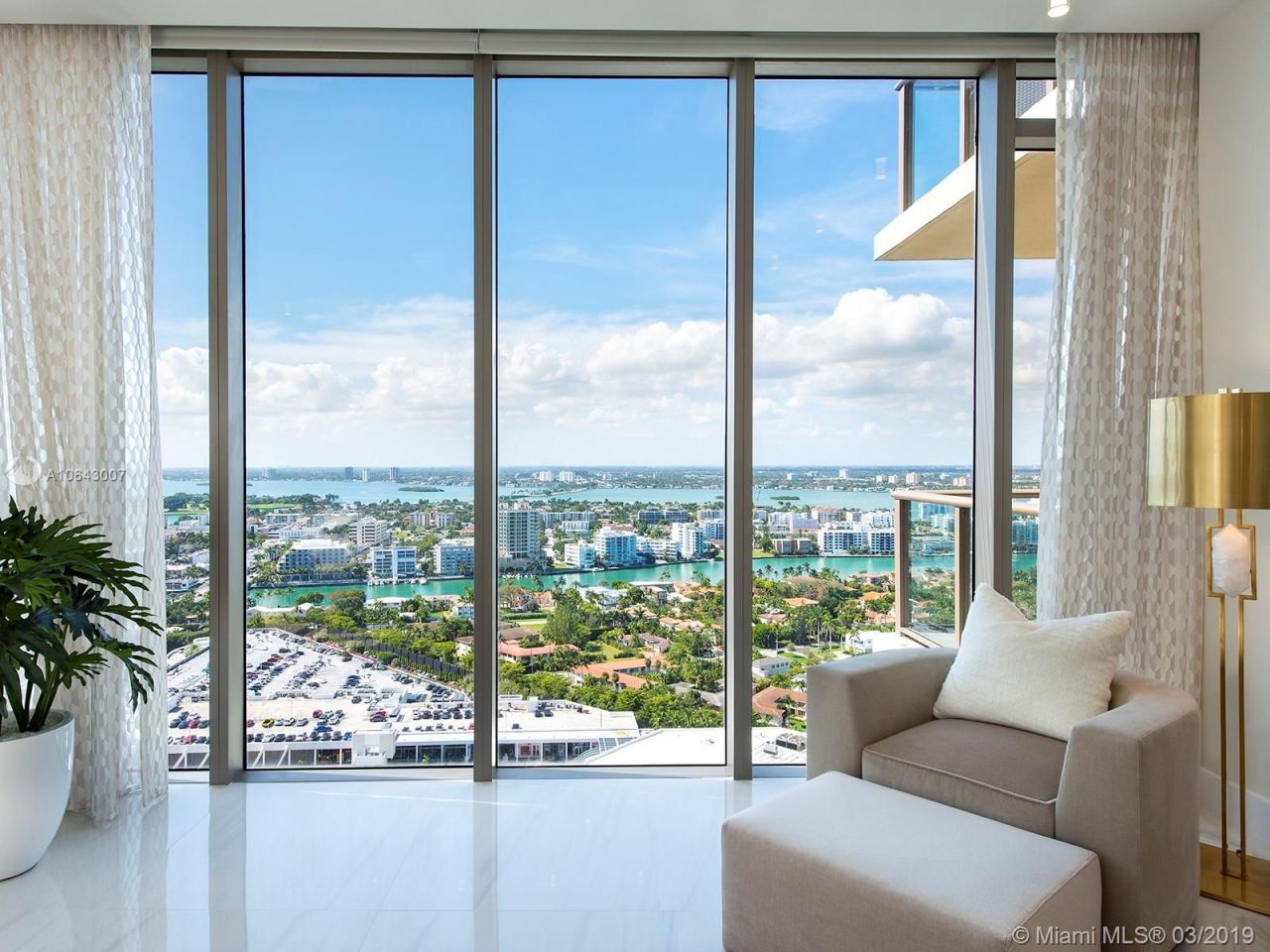 Квартира в Майами, США, 310 м2 - фото 7