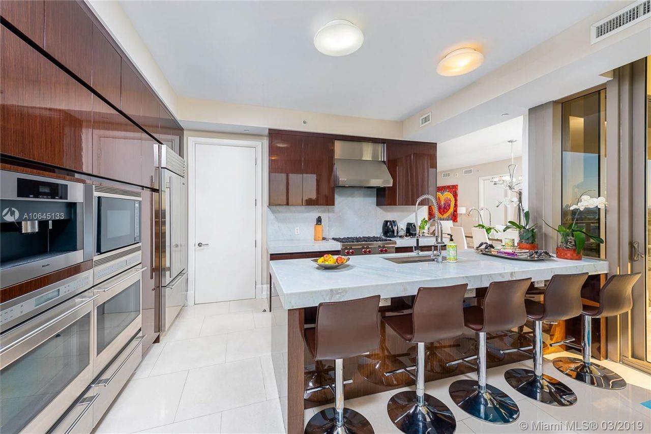 Квартира в Майами, США, 260 м2 - фото 16