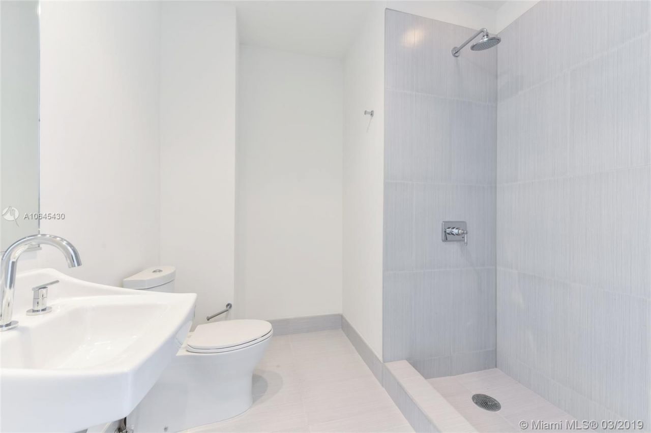 Квартира в Майами, США, 380 м2 - фото 10