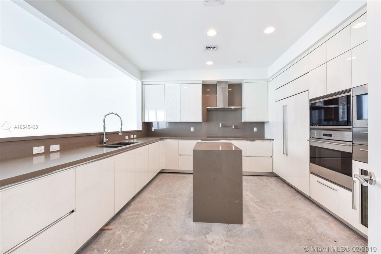 Квартира в Майами, США, 380 м2 - фото 14