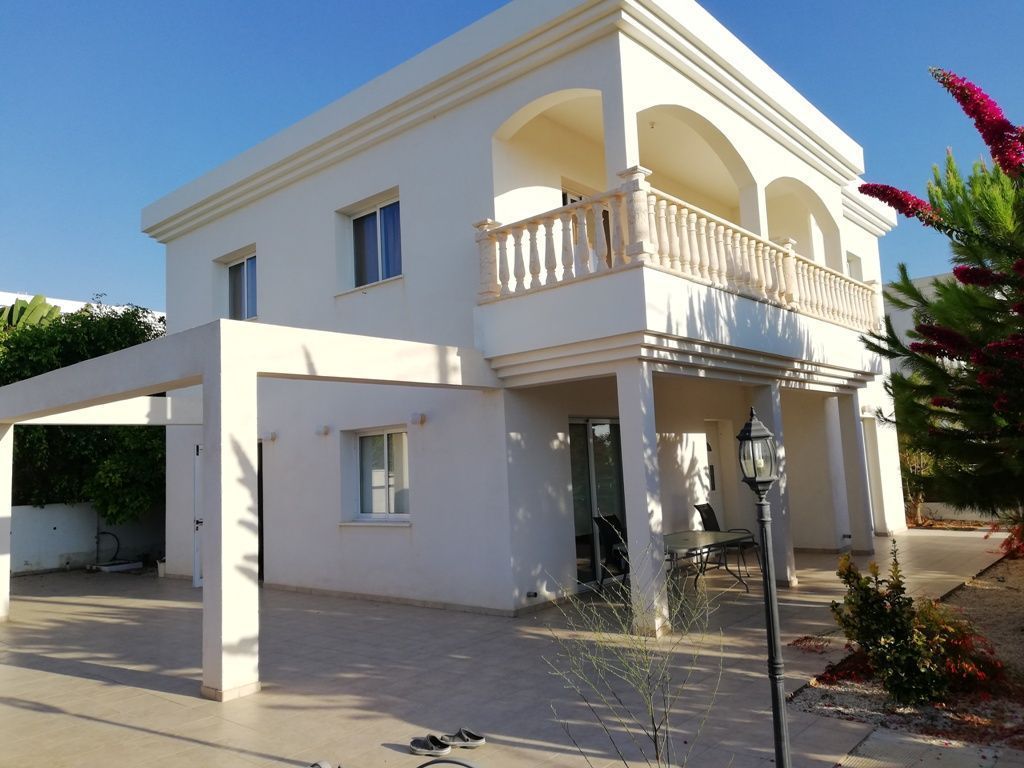 Вилла в Пафосе, Кипр, 200 м2 - фото 1