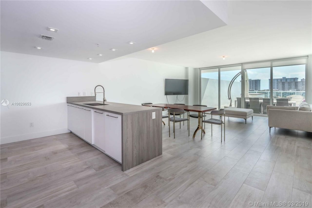 Квартира в Майами, США, 160 м2 - фото 4