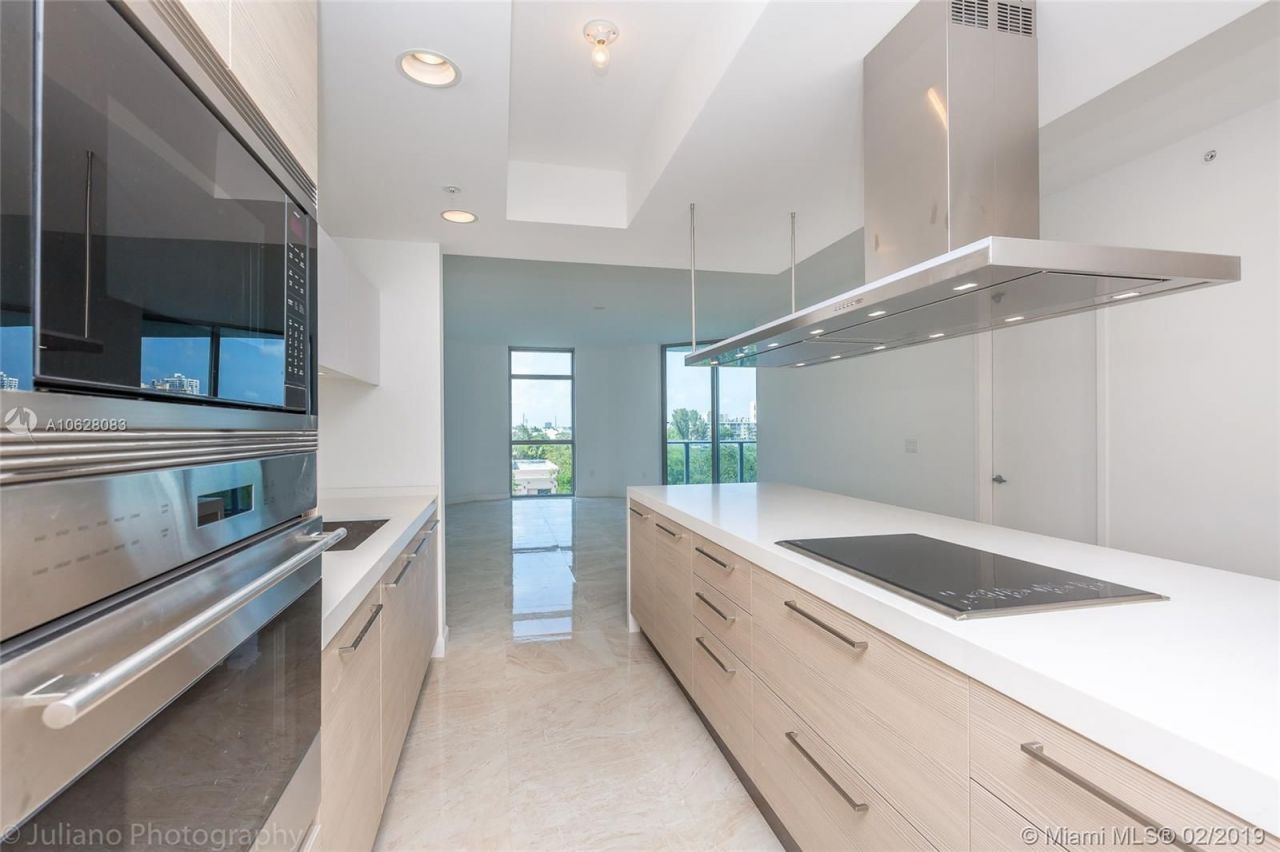 Квартира в Майами, США, 210 м2 - фото 3