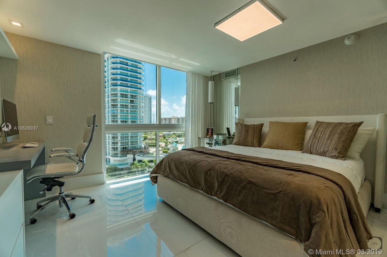 Квартира в Майами, США, 140 м2 - фото 2